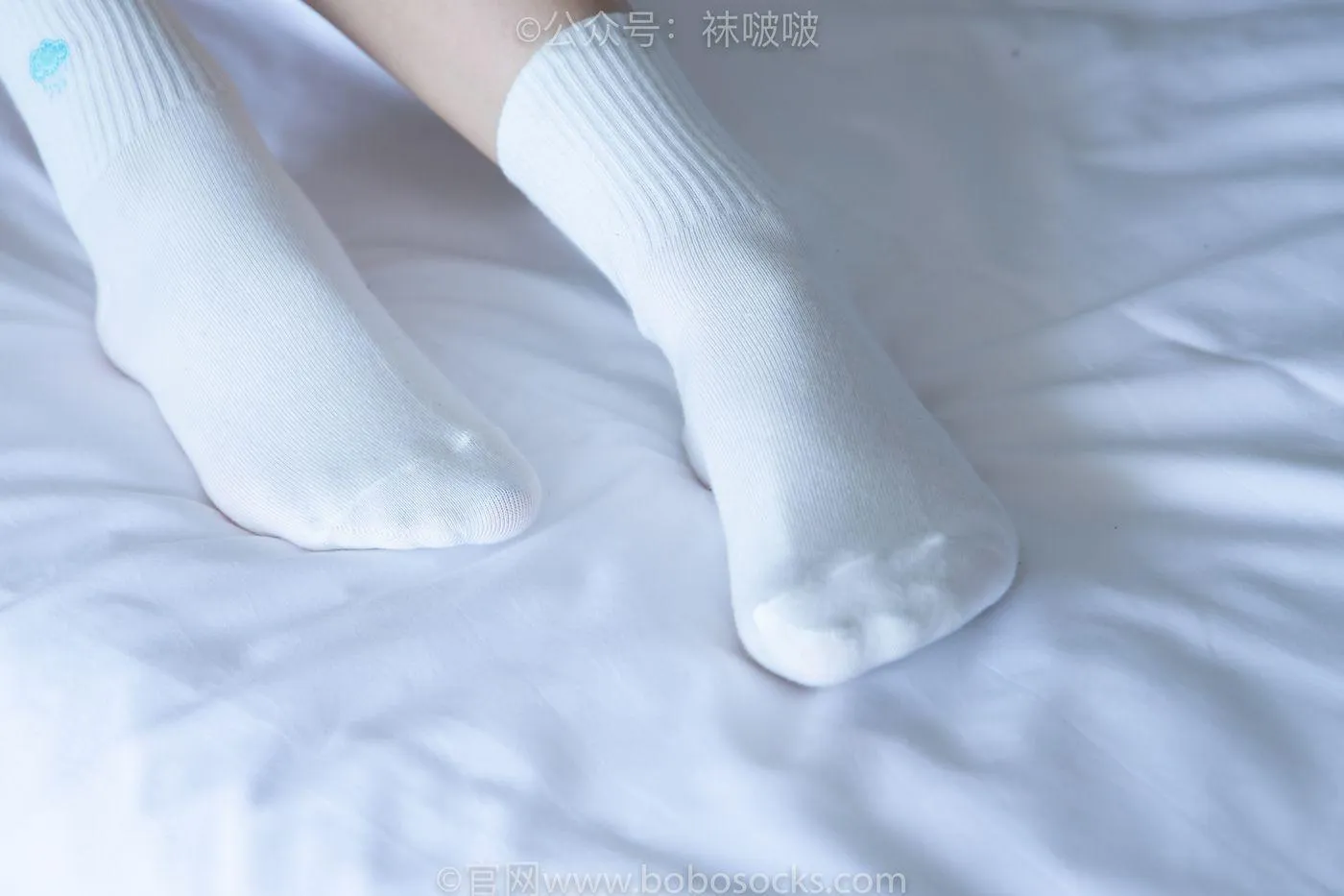[BoBoSocks袜啵啵]NO.009 果冻-耐克板鞋、白棉袜、裸足 [130P]插图1